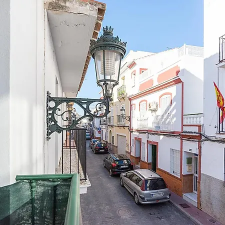 Center E * Nerja