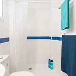 Center E Apartment *