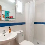 Center E Apartment *